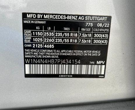 Iridium Silver Metallic 2023 Mercedes-Benz GLA 250 4MATIC