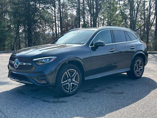 Graphite Gray Metallic 2025 Mercedes-Benz GLC 300 4MATIC