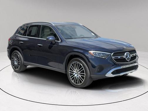 2024 Mercedes-Benz GLC 300