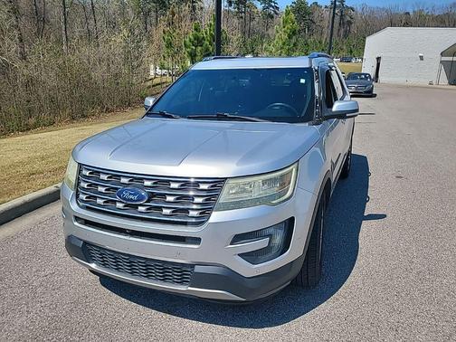 Ingot Silver 2016 Ford Explorer Limited