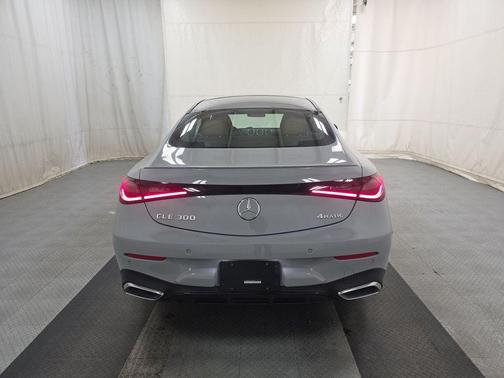 MANUFAKTUR Alpine Grey Metallic 2024 Mercedes-Benz CLE 300 4MATIC Coupe
