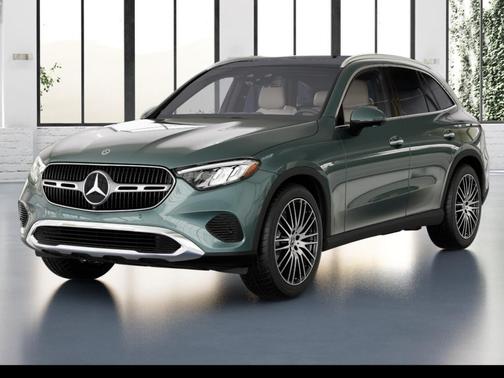 Verde Silver Metallic 2026 Mercedes-Benz GLC 300
