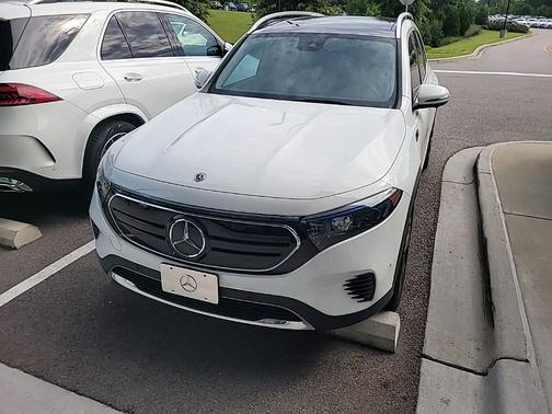 2022 Mercedes-Benz EQB 300 4MATIC