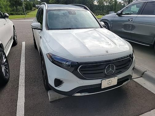 2022 Mercedes-Benz EQB 300 4MATIC