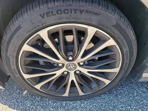 Predawn Gray Mica 2020 Toyota Camry SE