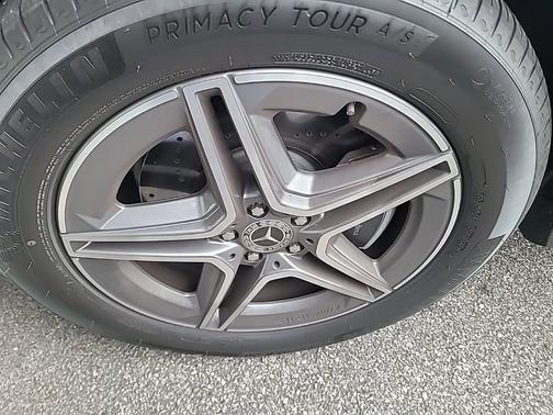 2025 Mercedes-Benz GLE 450 