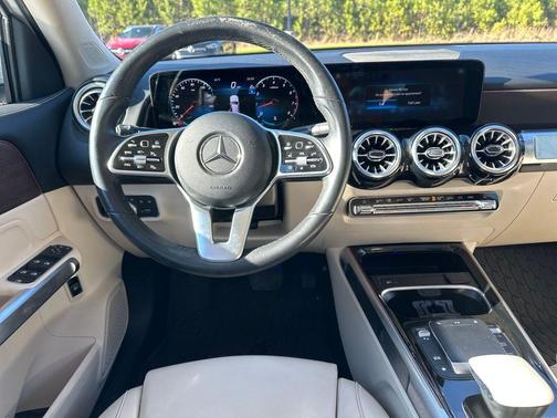 Polar White 2023 Mercedes-Benz GLB 250 Base
