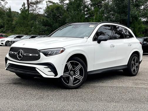 Polar White 2024 Mercedes-Benz GLC 300 4MATIC