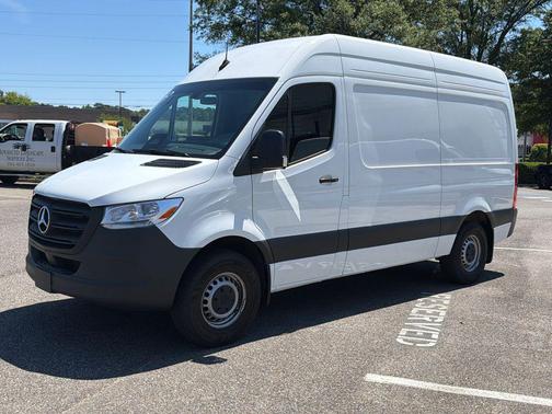 Arctic White 2025 Mercedes-Benz Sprinter 2500 Standard Roof