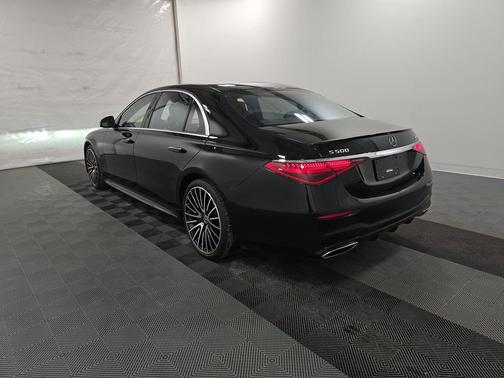 2022 Mercedes-Benz S-Class 