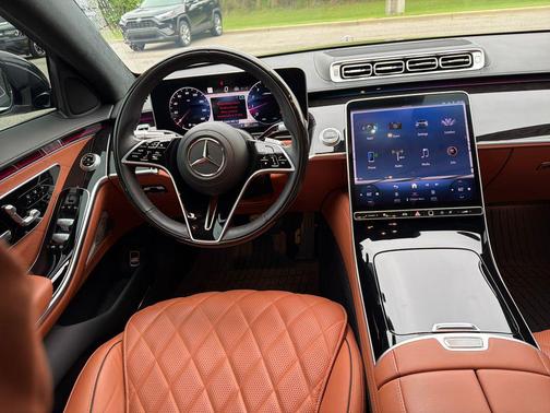 Graphite Grey Metallic 2024 Mercedes-Benz S-Class 4MATIC