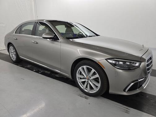 2022 Mercedes-Benz S-Class