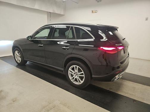 Black 2025 Mercedes-Benz GLC 300 Base
