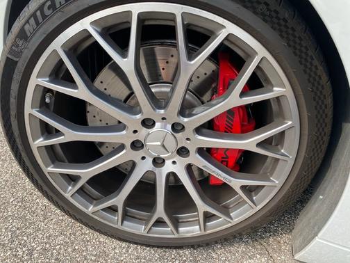 MANUFAKTUR Alpine Grey Non-Metallic 2022 Mercedes-Benz AMG SL 55