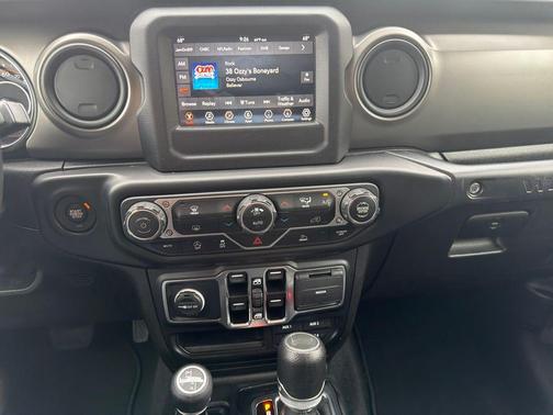 Black Clearcoat 2022 Jeep Wrangler Unlimited Sport