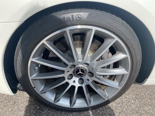 2020 Mercedes-Benz SLC 300 