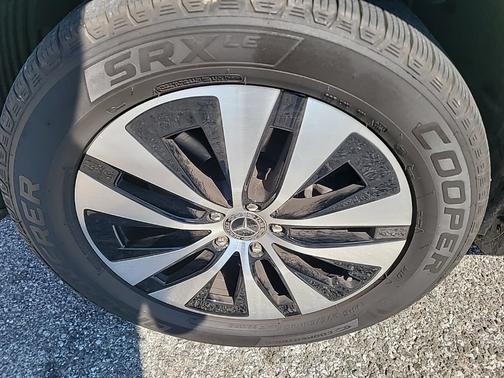 Black 2025 Mercedes-Benz GLE 350 4MATIC
