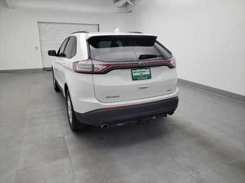 2016 Ford Edge SE
