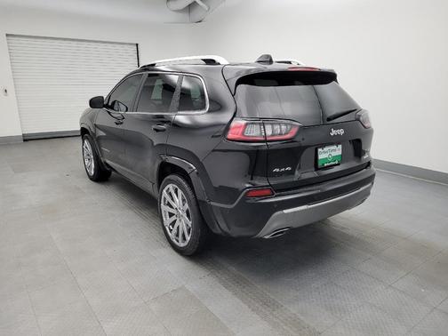 2019 Jeep Cherokee Overland