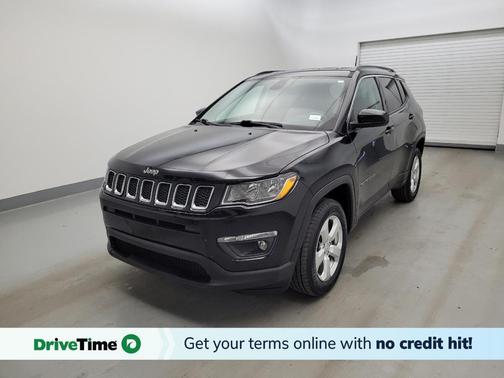 Diamond Black Crystal Pearlcoat 2018 Jeep Compass Latitude