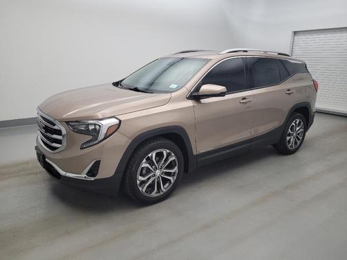 Tan 2018 GMC Terrain SLT