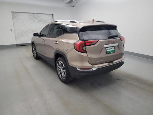 Tan 2018 GMC Terrain SLT