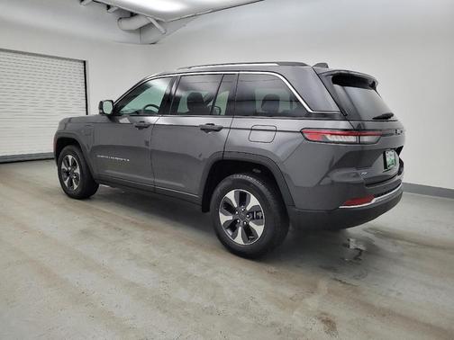 2022 Jeep Grand Cherokee 4xe Base