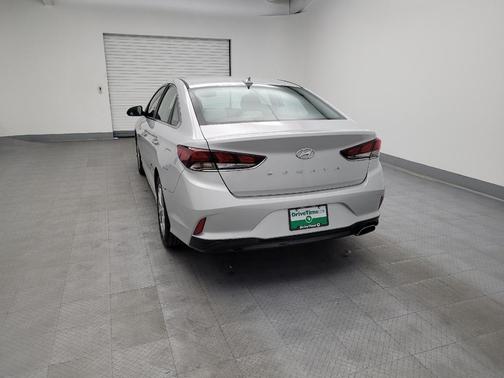 2018 Hyundai SONATA SEL