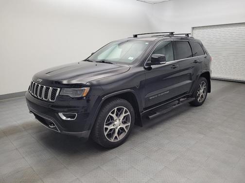 2018 Jeep Grand Cherokee Sterling Edition