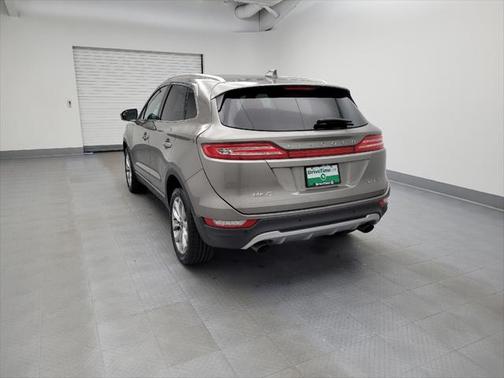 2016 Lincoln MKC Select