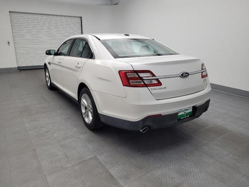 2014 Ford Taurus SEL