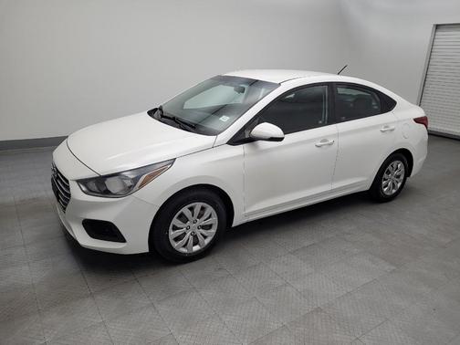 2019 Hyundai Accent SE