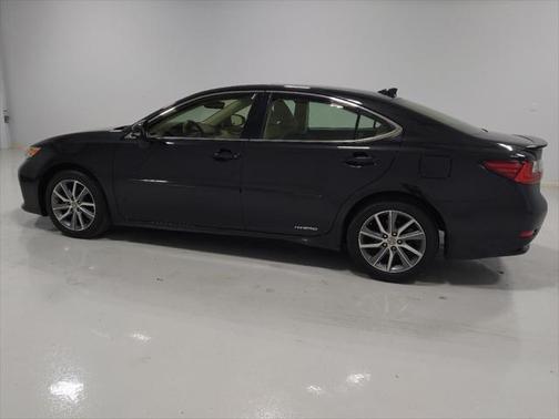 2018 Lexus ES 300h Base