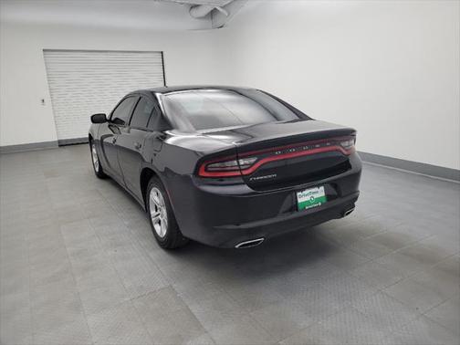 2016 Dodge Charger SE
