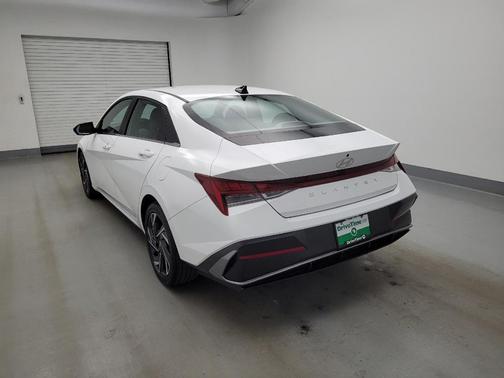 Serenity White 2025 Hyundai ELANTRA SEL