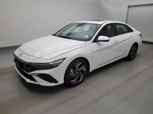 Serenity White 2025 Hyundai ELANTRA SEL