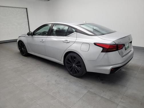 2022 Nissan Altima SR FWD