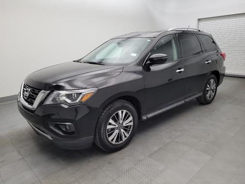 2018 Nissan Pathfinder SV