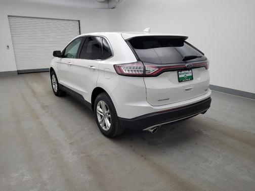 White 2016 Ford Edge SEL