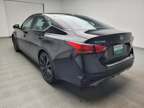 2020 Nissan Altima SR FWD