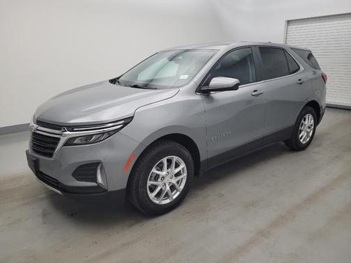 Sterling Gray Metallic 2024 Chevrolet Equinox 1LT