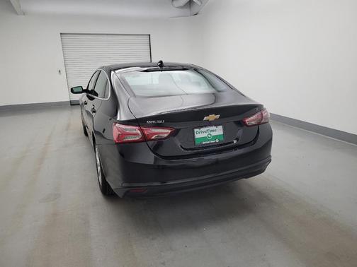 Mosaic Black Metallic 2022 Chevrolet Malibu FWD LT