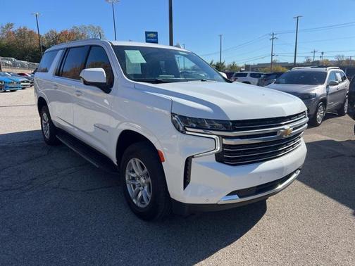 2023 Chevrolet Suburban LT