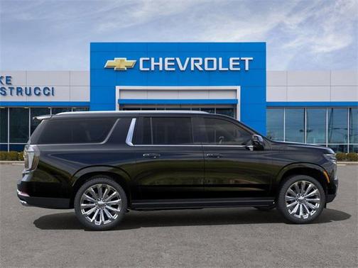 2025 Chevrolet Suburban 4WD High Country
