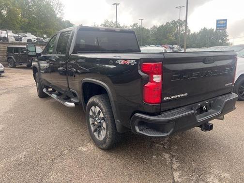 2023 Chevrolet Silverado 2500 Custom