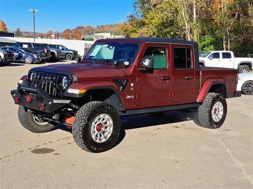 2021 Jeep Gladiator Sport
