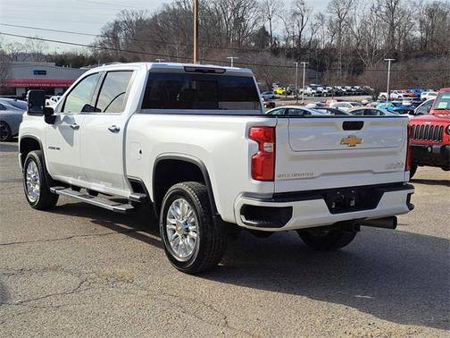 2022 Chevrolet Silverado 2500 High Country