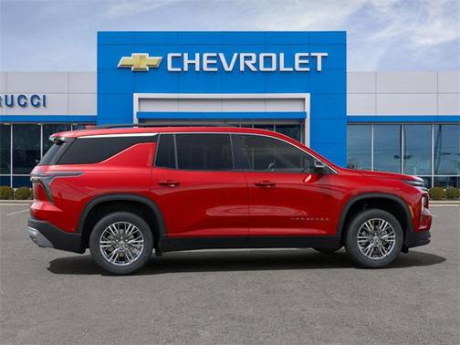 2025 Chevrolet Traverse LT