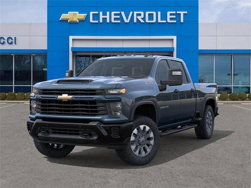 2026 Chevrolet Silverado 2500 Custom