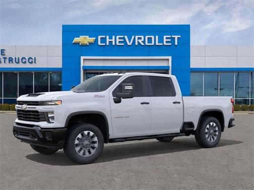 2026 Chevrolet Silverado 2500 Custom